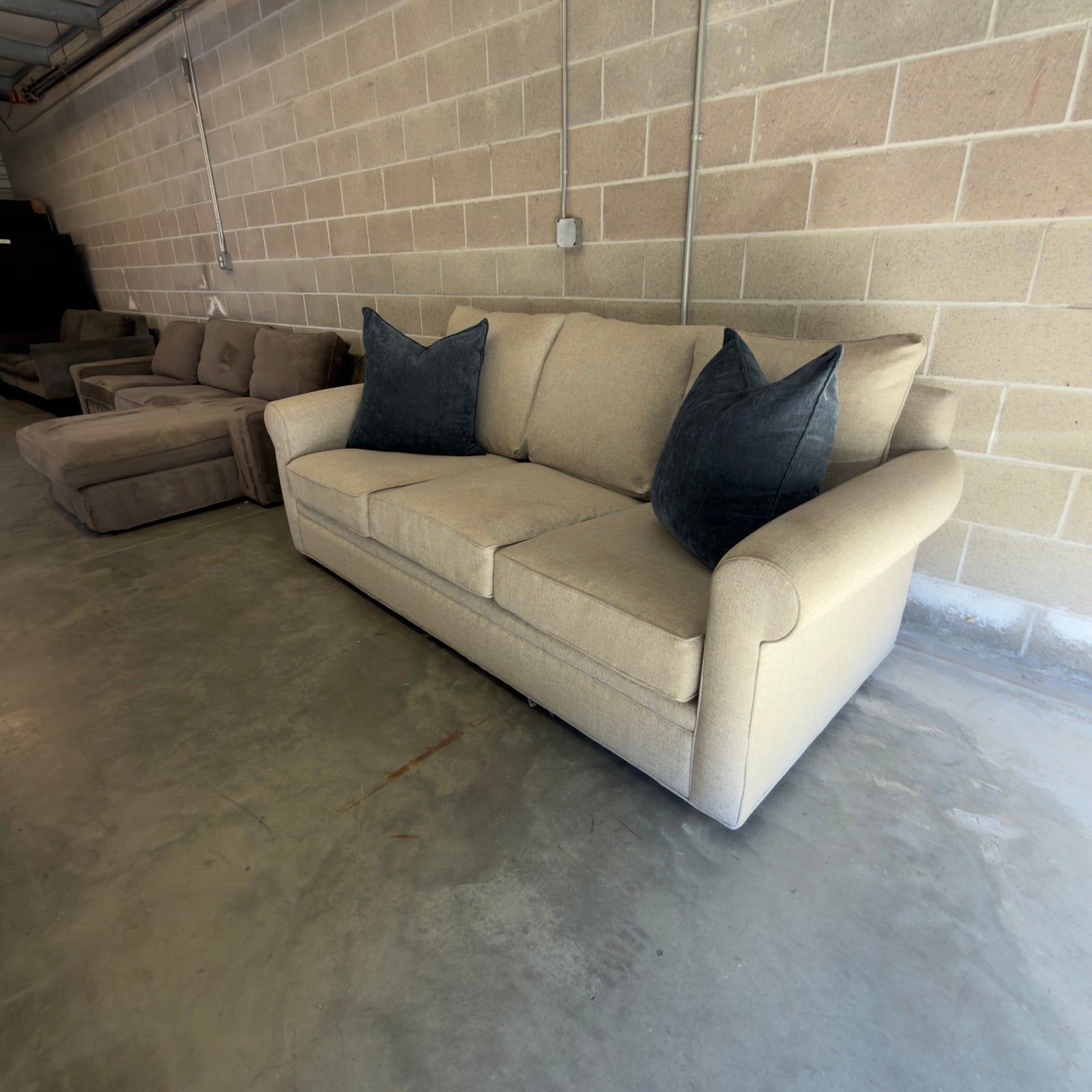 Gray Macy's Zaniel sofa - gallery view 3