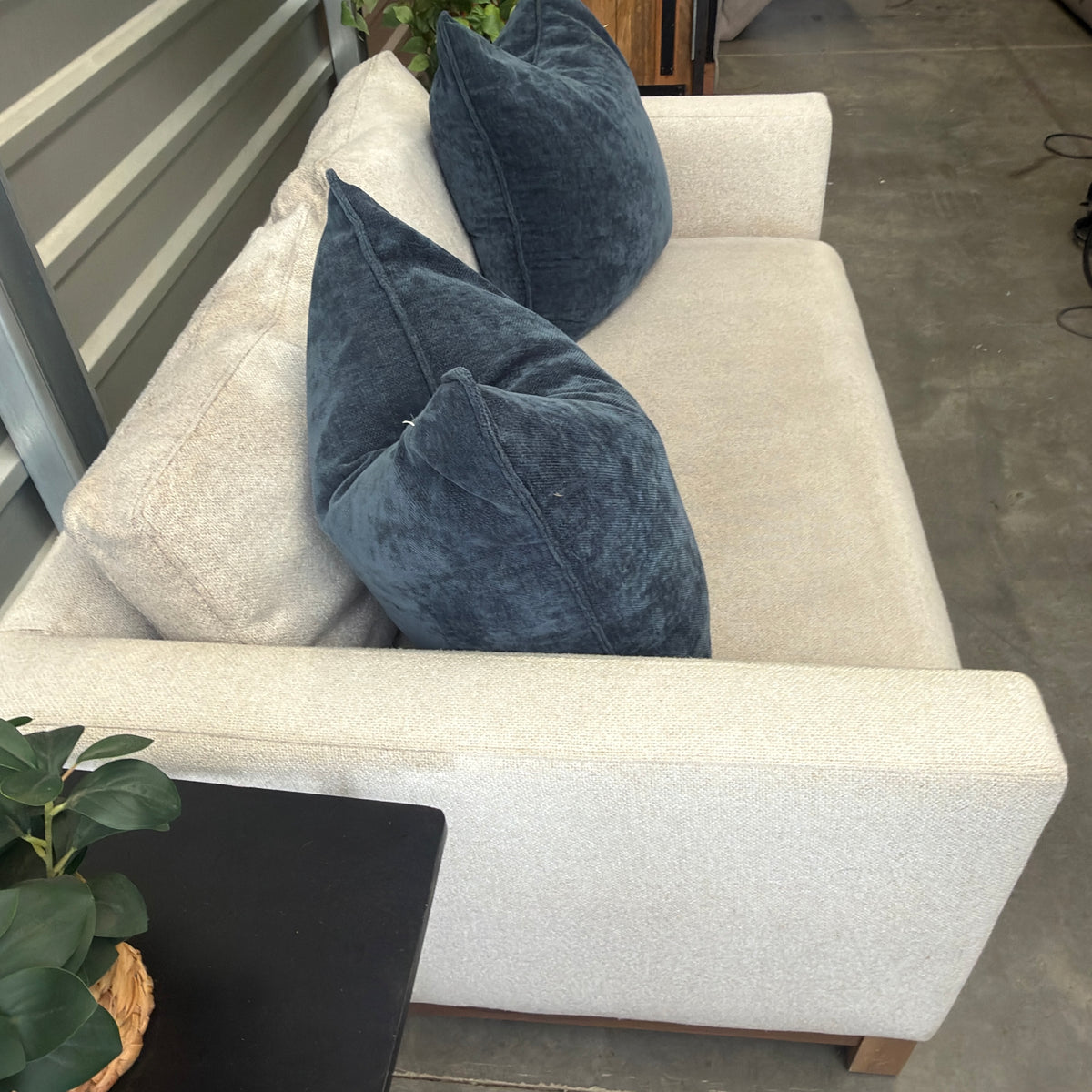 Pottery Barn Jake Seadrift Loveseat