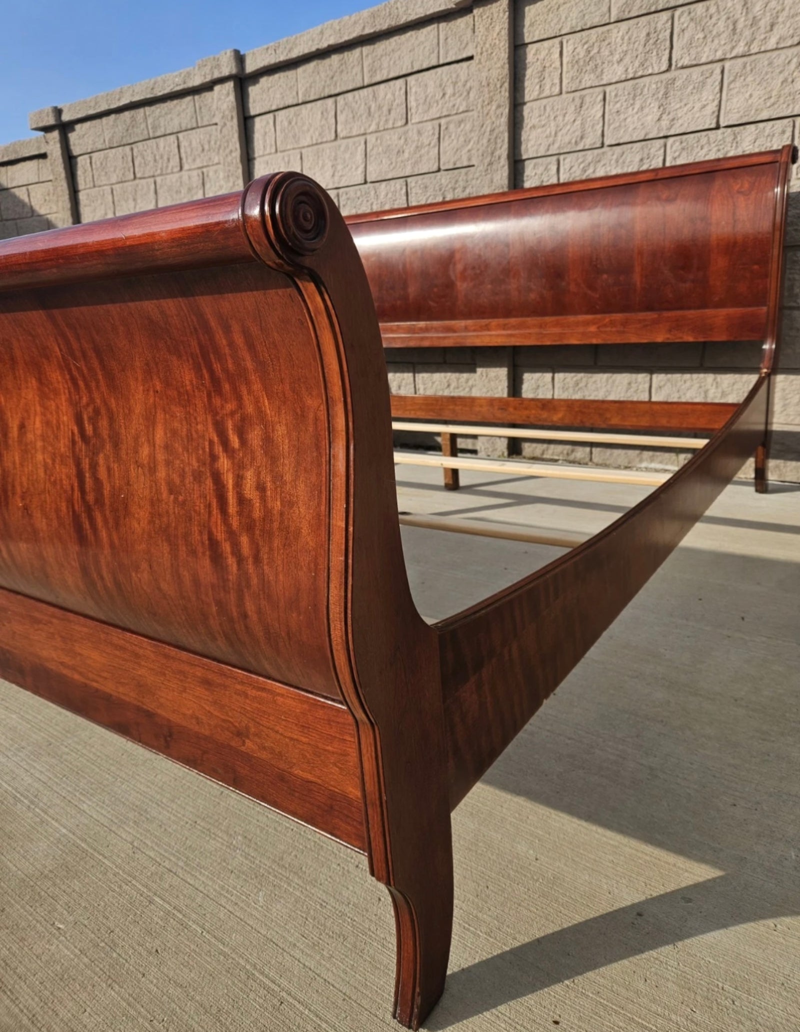 Ethan Allen sleigh bed - headboard and side rail view