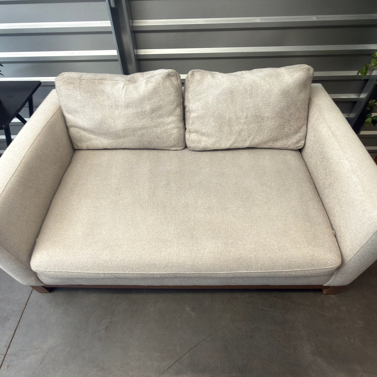 Pottery Barn Jake Seadrift Loveseat