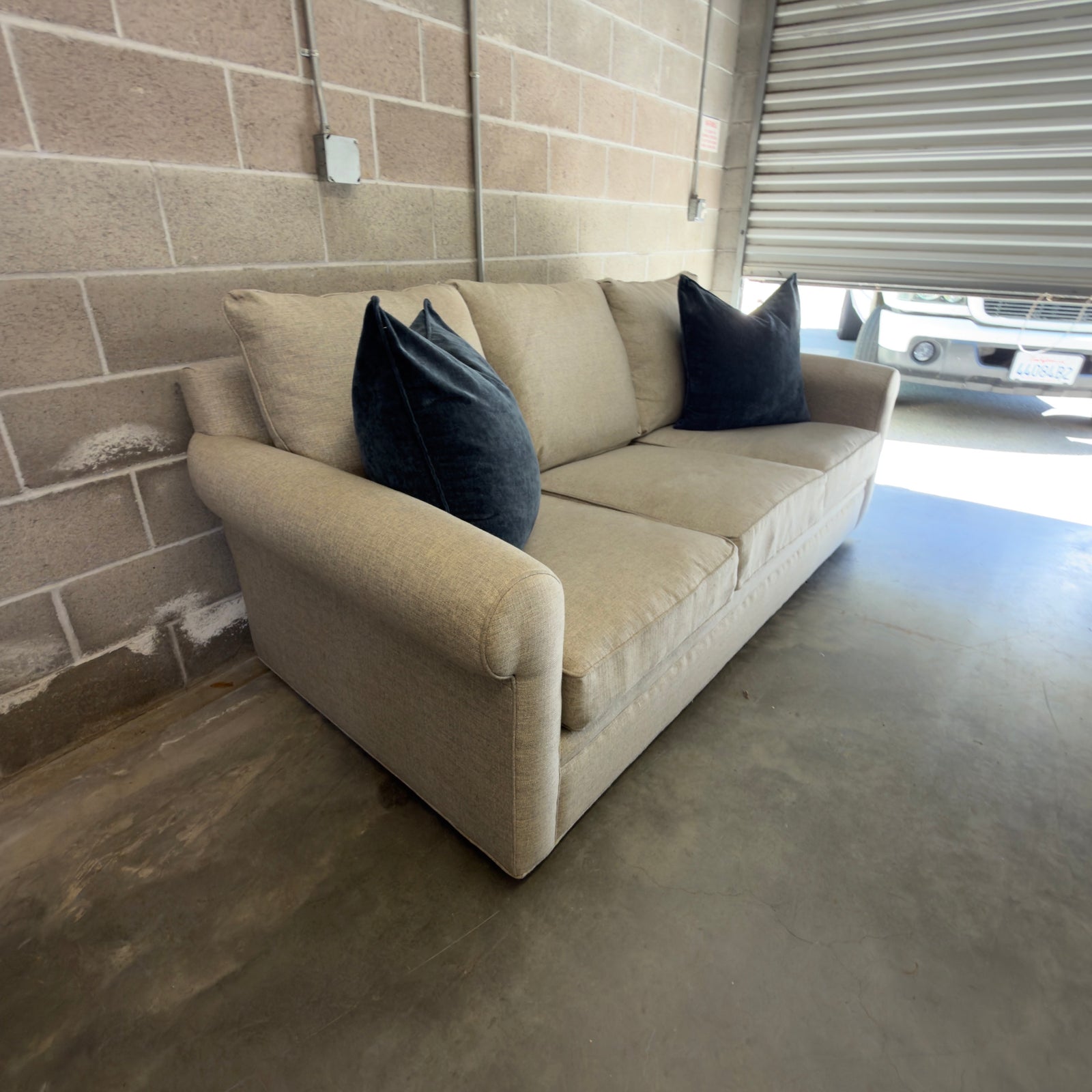 Gray Macy's Zaniel sofa - gallery view 4