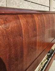 Ethan Allen sleigh bed - additional wood frame detail